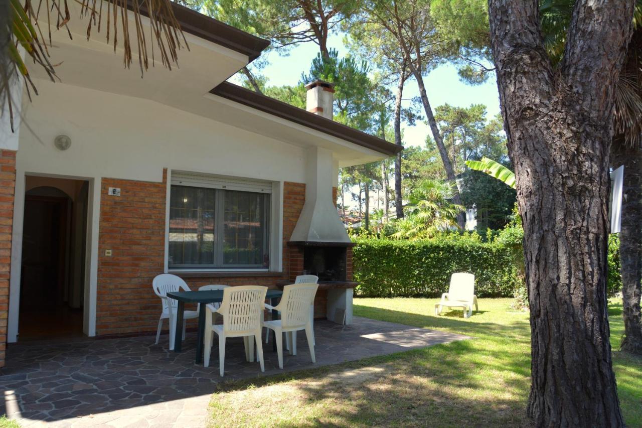 Villa A Lignano Con 2 Camere E Giardino Lignano Sabbiadoro Buitenkant foto